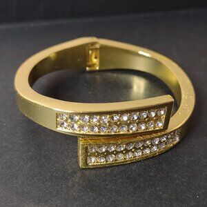 Cute 6.5 Inch Gold Tone Hinged Bracelet